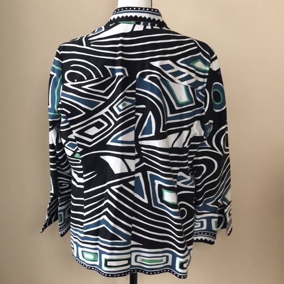 Gorgeous Geometric Shirt Jacket - Picture 3 of 8